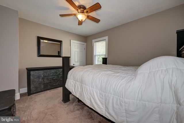 130 GREENWOOD AVE, Burlington, NJ 08016