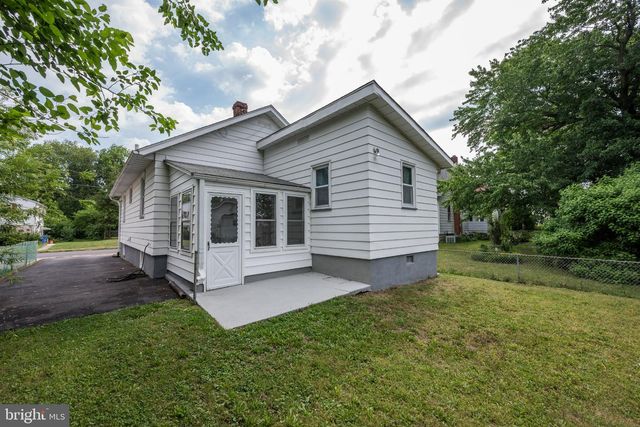 130 GREENWOOD AVE, Burlington, NJ 08016