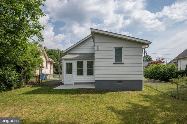 130 GREENWOOD AVE, Burlington, NJ 08016