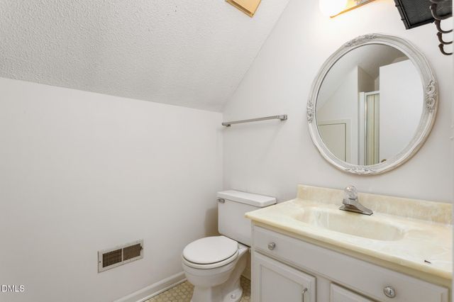 3228 Woodside Avenue, Graham, NC 27253