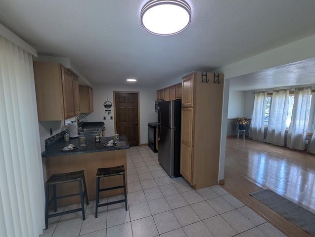 1640 S WESTHAVEN DRIVE, Oshkosh, WI 54904