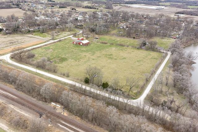 406 Ash Street, Linwood, KS 66052