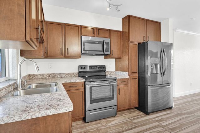 341 NW 37th Street, Deerfield Beach, FL 33064