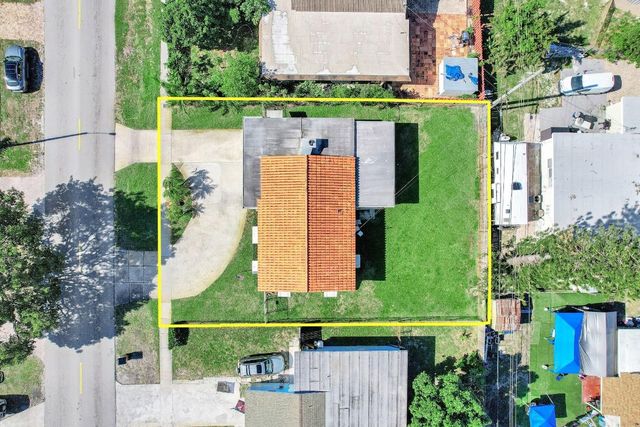 341 NW 37th Street, Deerfield Beach, FL 33064