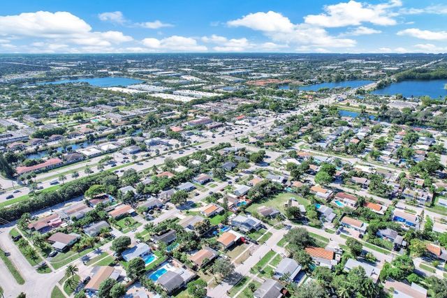 341 NW 37th Street, Deerfield Beach, FL 33064