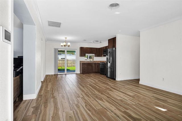 341 NW 37th Street, Deerfield Beach, FL 33064