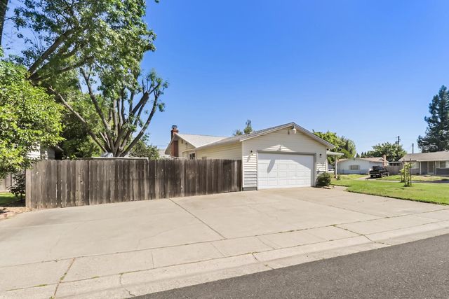 10579 Zibibba Way, Rancho Cordova, CA 95670
