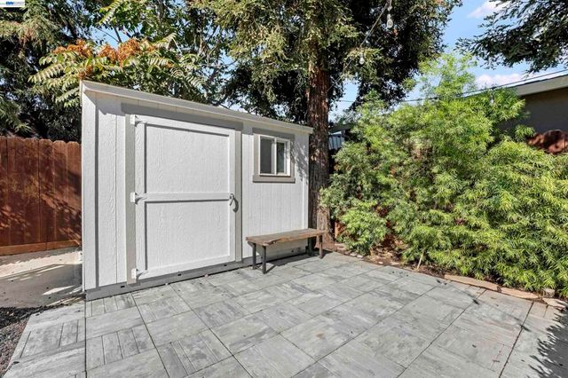 1730 5th Steet, Livermore, CA 94550
