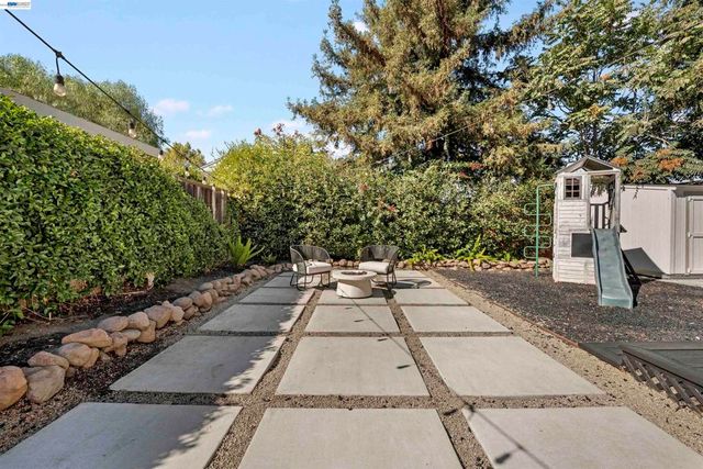 1730 5th Steet, Livermore, CA 94550