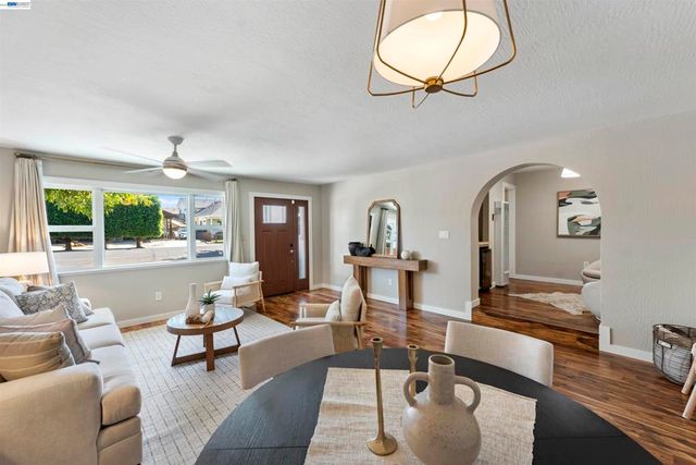 1730 5th Steet, Livermore, CA 94550