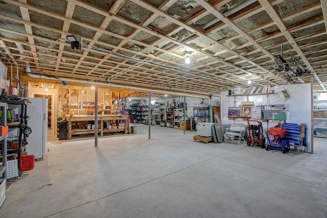 19 Datewood St, Wareham, MA 02571