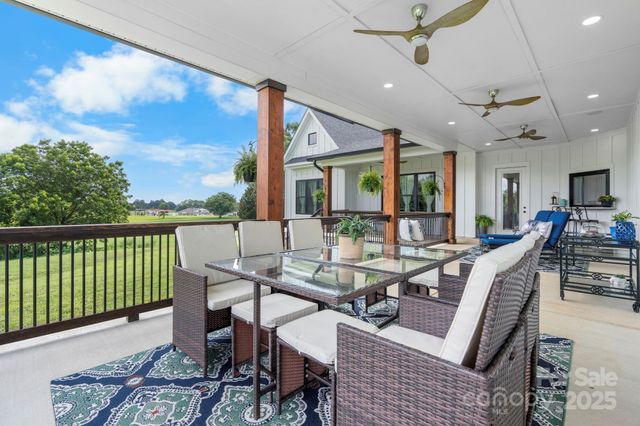 5780 W NC 10 Highway, Hickory, NC 28602