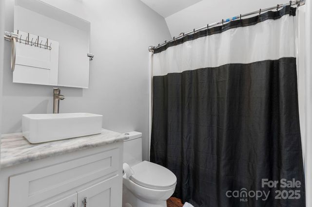 5780 W NC 10 Highway, Hickory, NC 28602