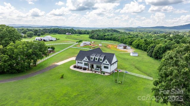 5780 W NC 10 Highway, Hickory, NC 28602