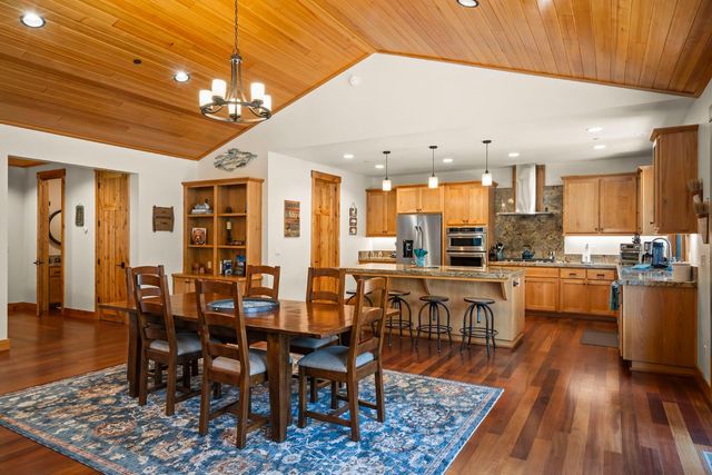 563 Robin Rd, Homewood, CA 96142