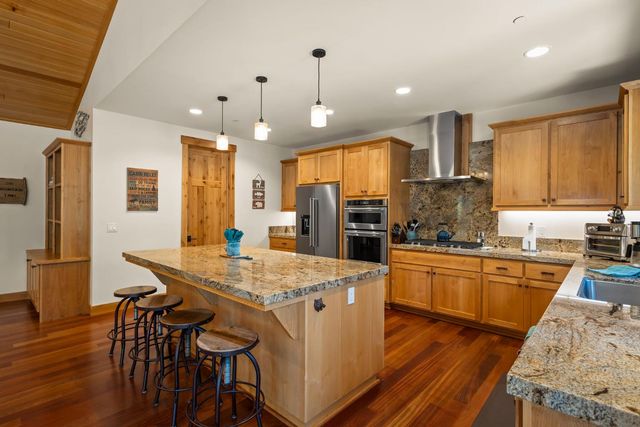 563 Robin Rd, Homewood, CA 96142