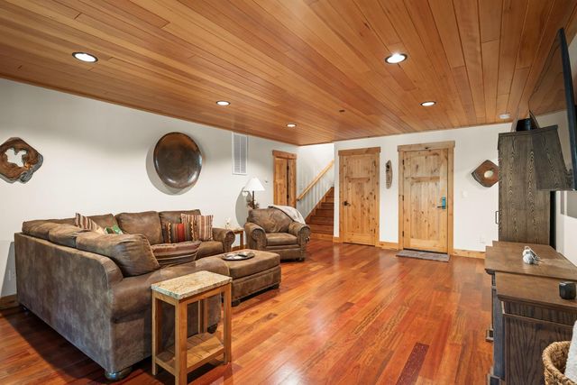 563 Robin Rd, Homewood, CA 96142