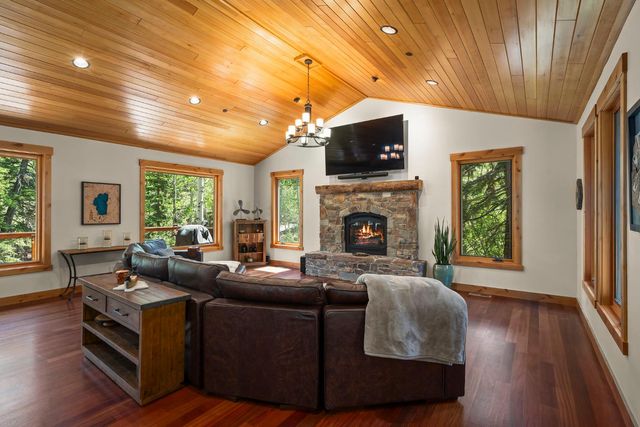 563 Robin Rd, Homewood, CA 96142