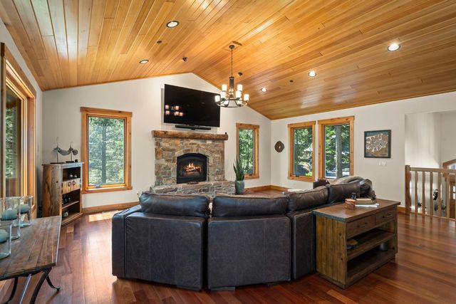 563 Robin Rd, Homewood, CA 96142