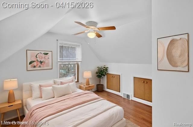 9024 Mandon Road, White Lake, MI 48386