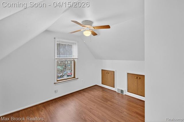 9024 Mandon Road, White Lake, MI 48386