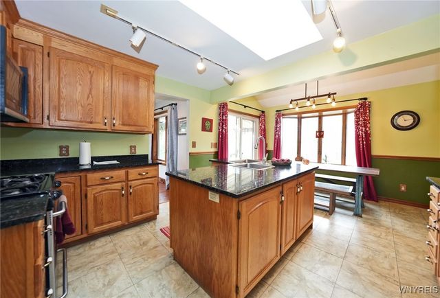 9245 Cole Road, Boston, NY 14025