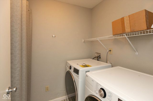 6465 Amick Way, Indianapolis, IN 46268