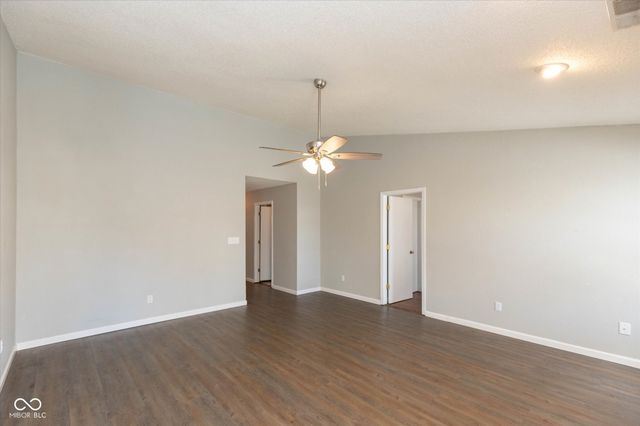 6465 Amick Way, Indianapolis, IN 46268