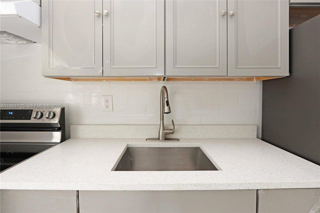 3601 SW 44th Ave, West Park, FL 33023