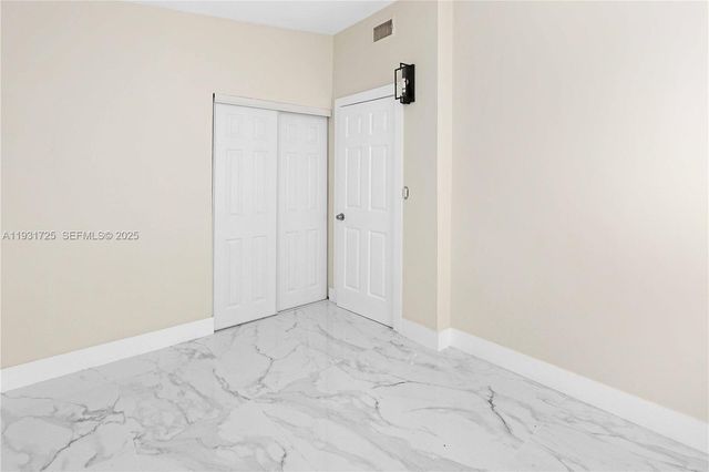 3601 SW 44th Ave, West Park, FL 33023