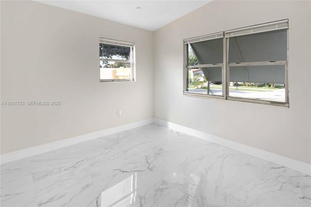 3601 SW 44th Ave, West Park, FL 33023