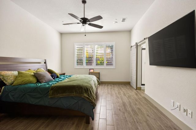 2396 Aviles Dr, Merced, CA 95340