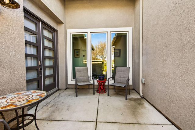 2396 Aviles Dr, Merced, CA 95340