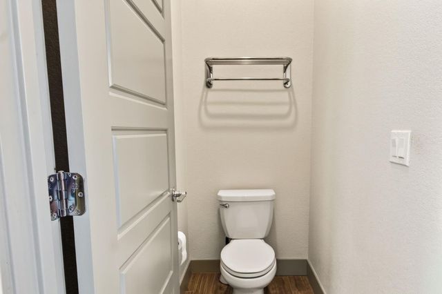 2396 Aviles Dr, Merced, CA 95340