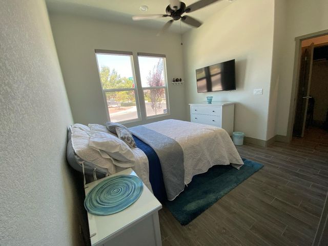 2396 Aviles Dr, Merced, CA 95340