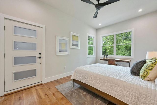 1111 W Annie ST B, Austin, TX 78704