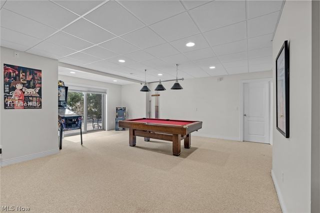 585 Burgess Circle, Aurora, OH 44202