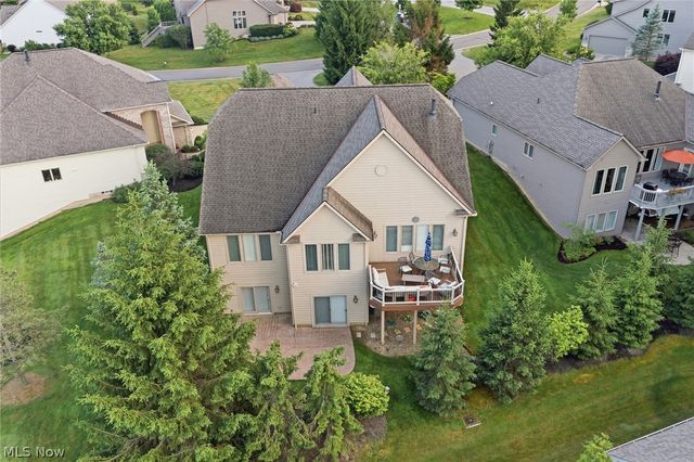 585 Burgess Circle, Aurora, OH 44202