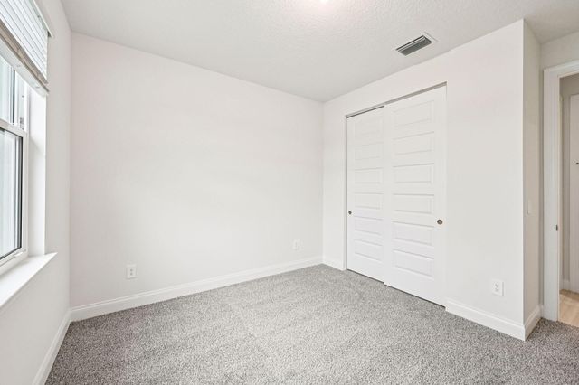 5625 Hampton Park Circle, Vero Beach, FL 32966