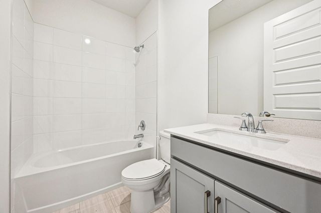 5625 Hampton Park Circle, Vero Beach, FL 32966