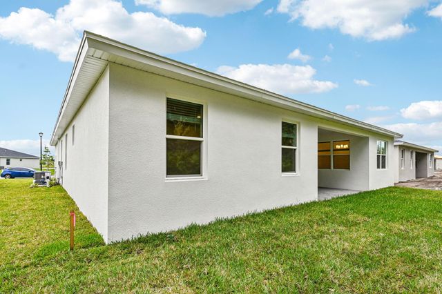5625 Hampton Park Circle, Vero Beach, FL 32966
