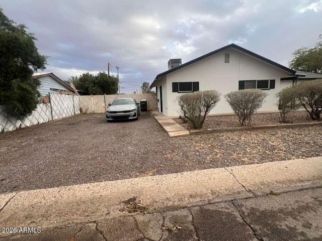 223 W 11TH Street, Casa Grande, AZ 85122