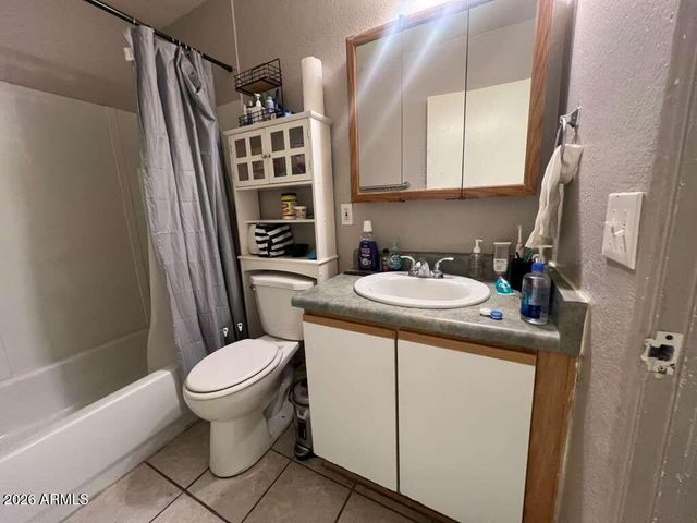 223 W 11TH Street, Casa Grande, AZ 85122