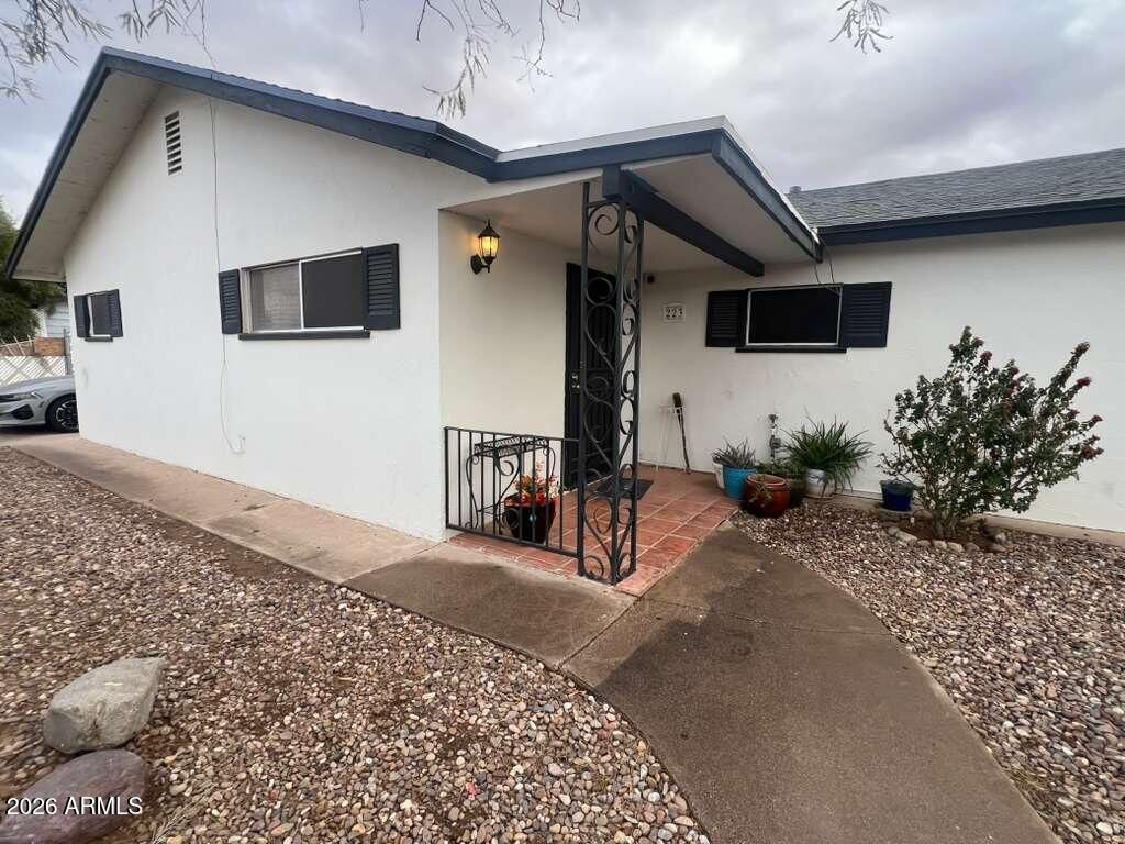 223 W 11TH Street, Casa Grande, AZ 85122
