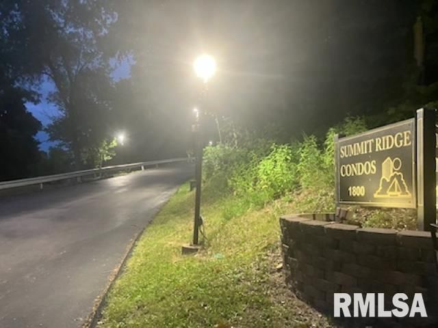 1800 7th Street 10B, East Moline, IL 61244