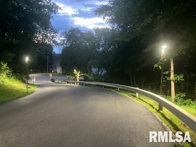 1800 7th Street 10B, East Moline, IL 61244