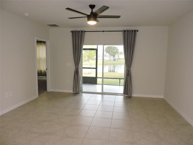 836 Persimmon Place, Fort Pierce, FL 34981