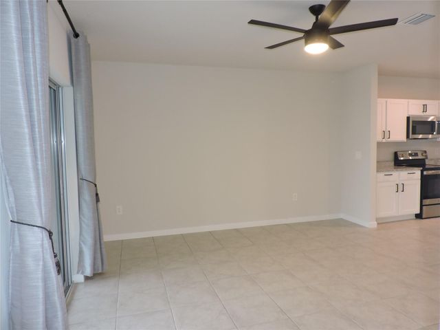 836 Persimmon Place, Fort Pierce, FL 34981