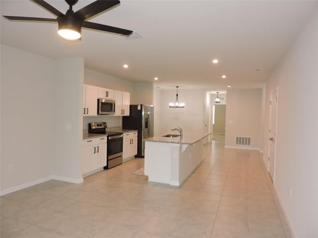 836 Persimmon Place, Fort Pierce, FL 34981