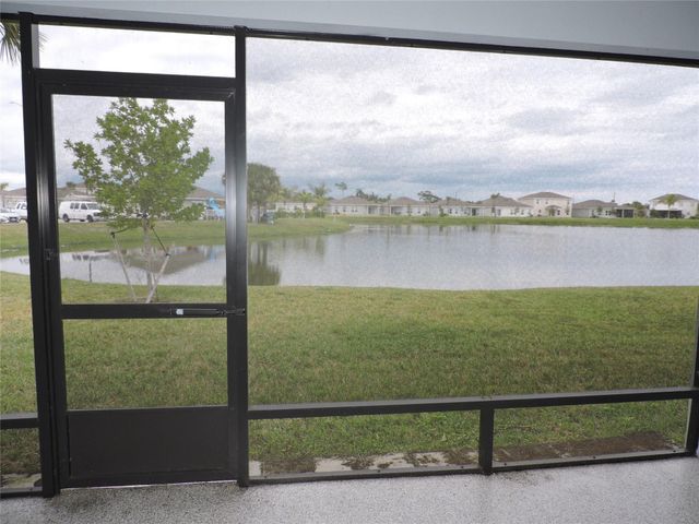 836 Persimmon Place, Fort Pierce, FL 34981